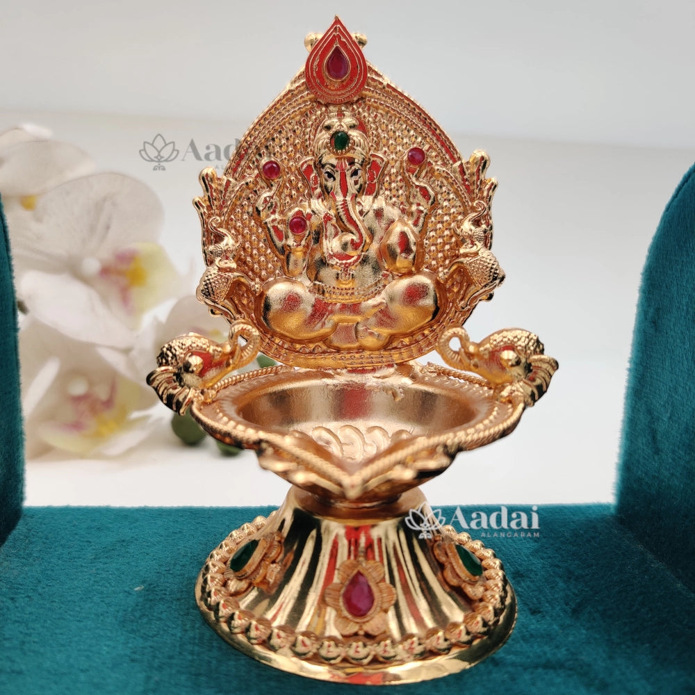 Vinayagar vilakku / Diya