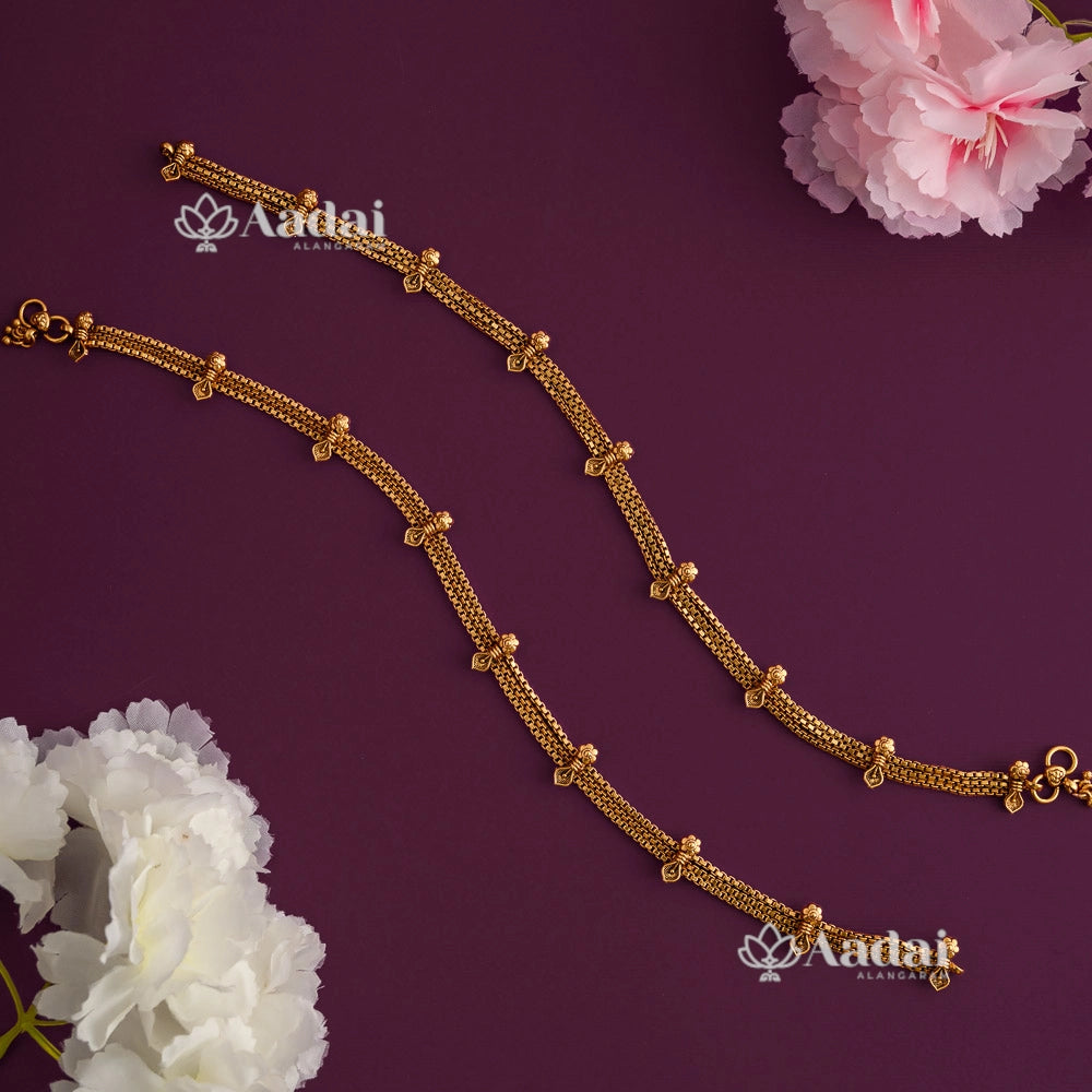 Stunning Gold Look Alike Anklet
