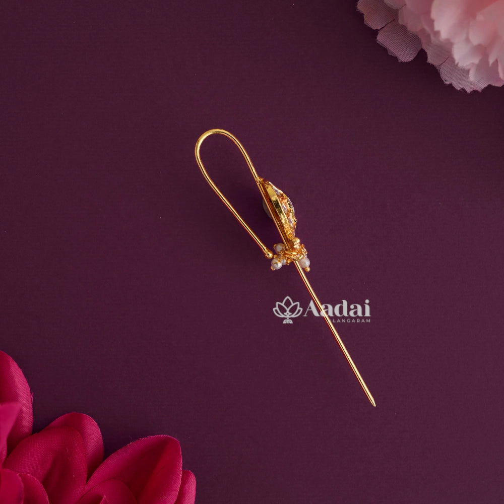 Manga Jadau Kundan Ear cuff