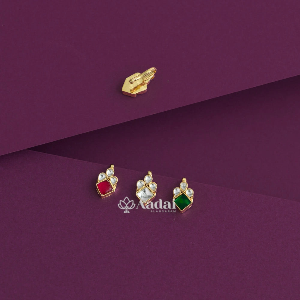 Cute Kundan Nose Pin