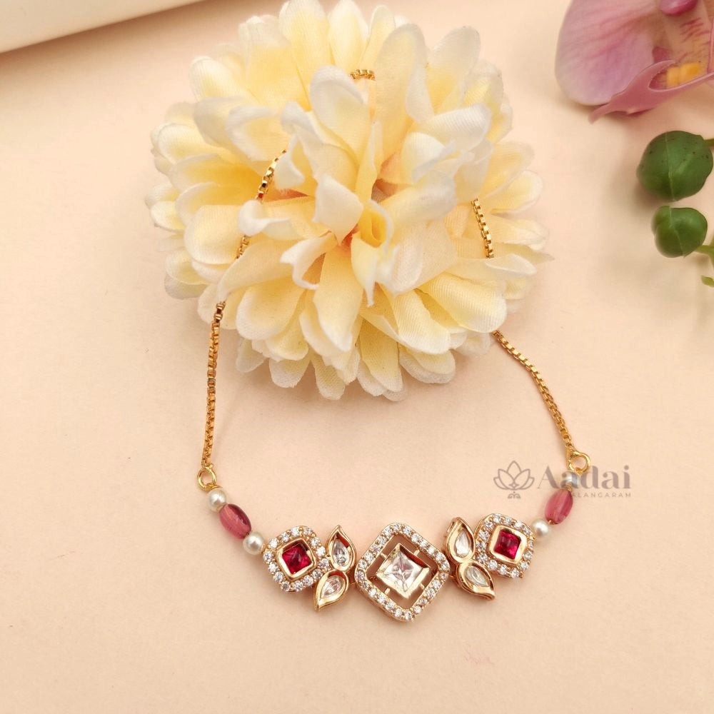 Diamond Shape Kundan Bracelet