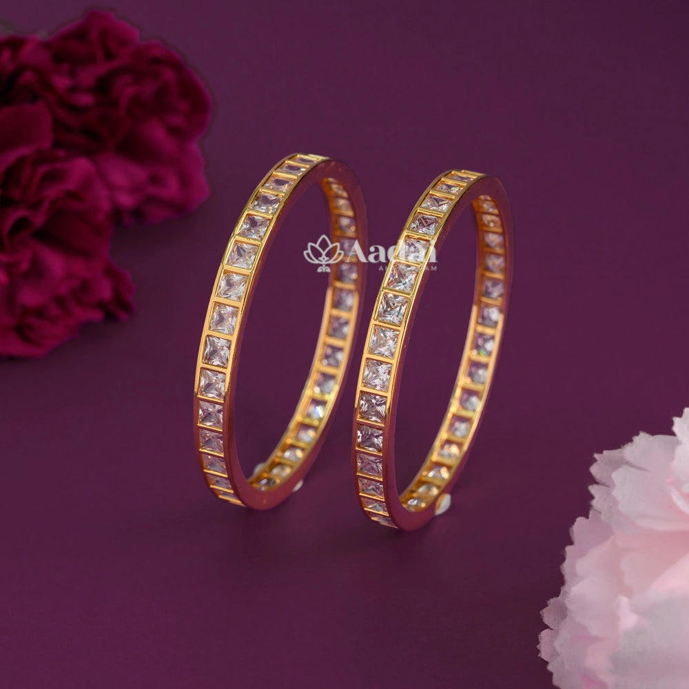 Classic Stone Bangle - White