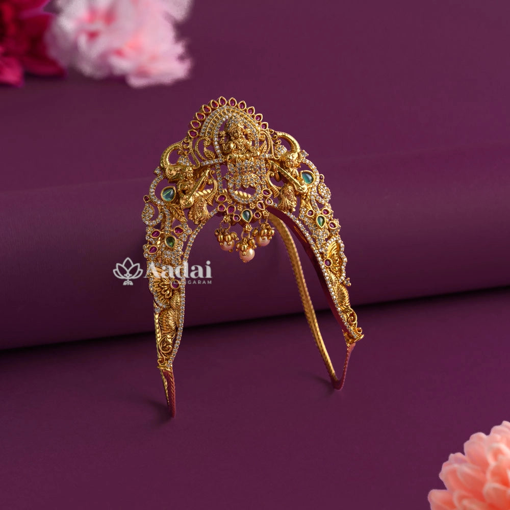 Gracious Lakshmi Vanki / Bajuband