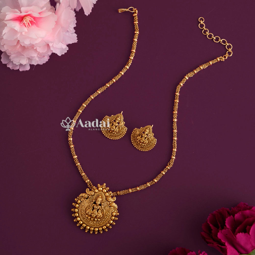 Lakshmi Pendant chain set