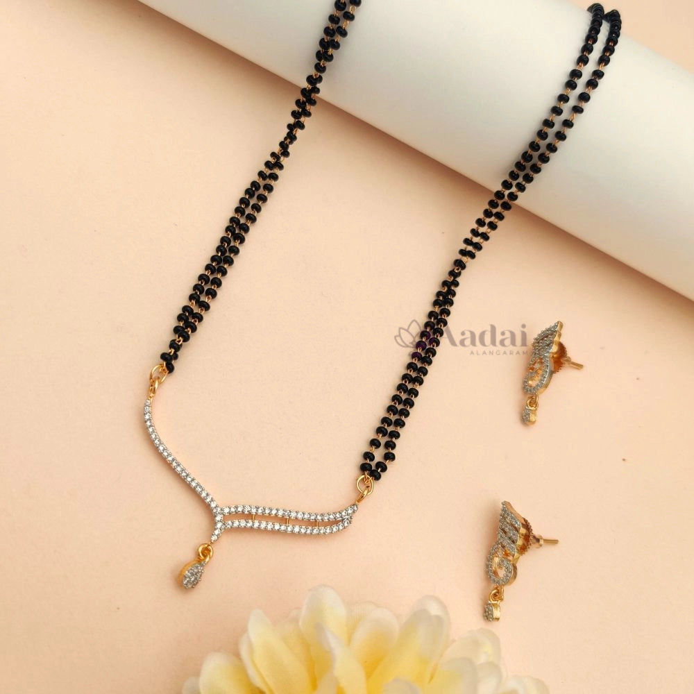 Simple Zircon Mangalsutra