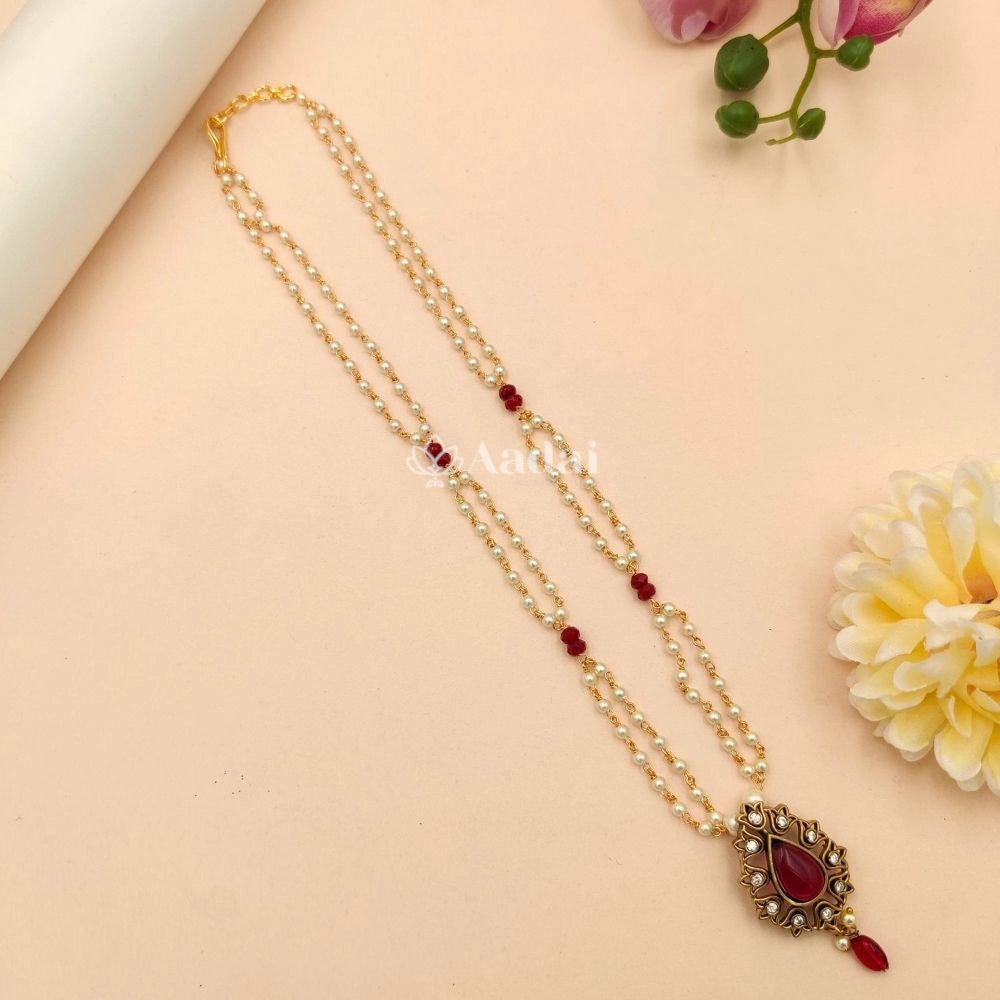 Simple Pearl Chain