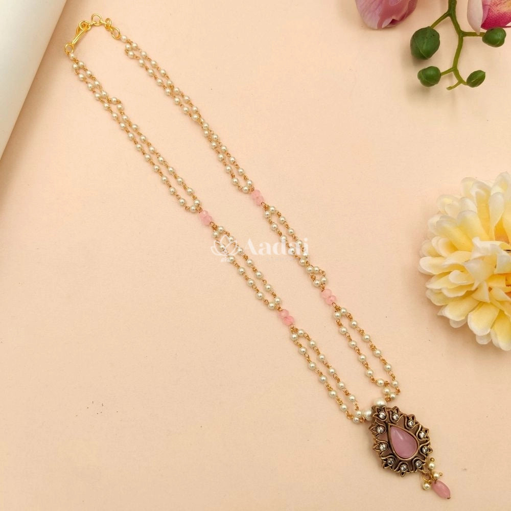 Simple Pearl Chain