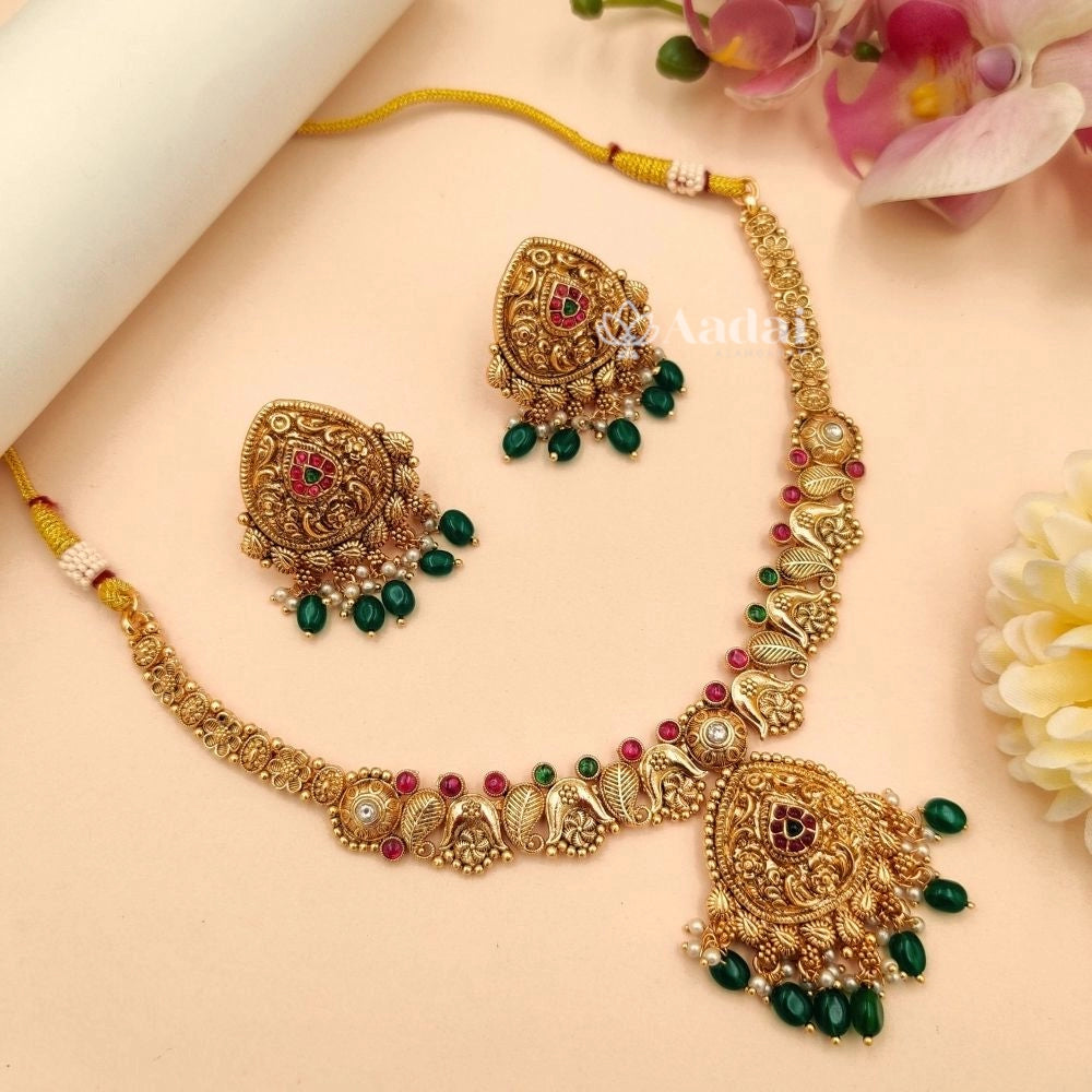 Non Idol Green Beads Necklace