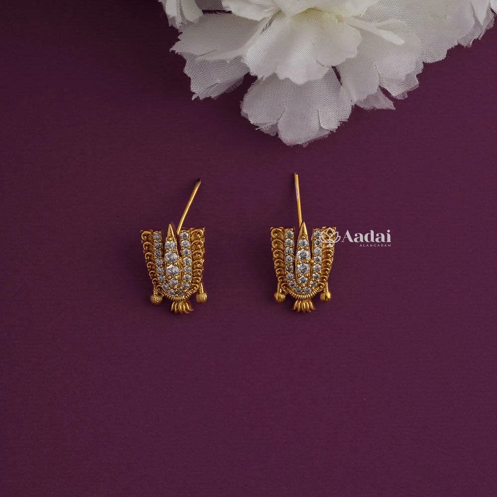 SHANKH CHAKRA NAMAH CHOKER