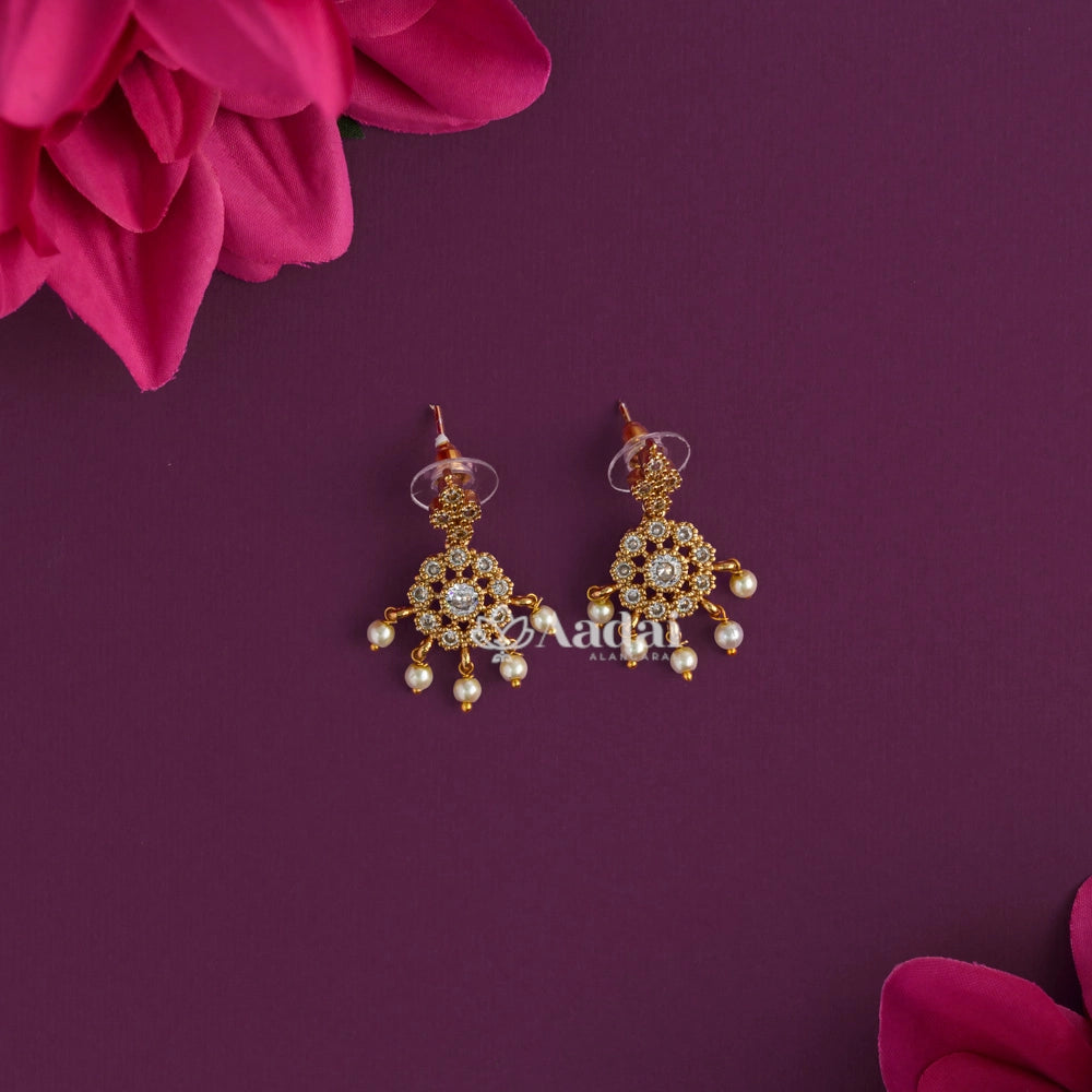 Classic Cute Elegant Attigai - White