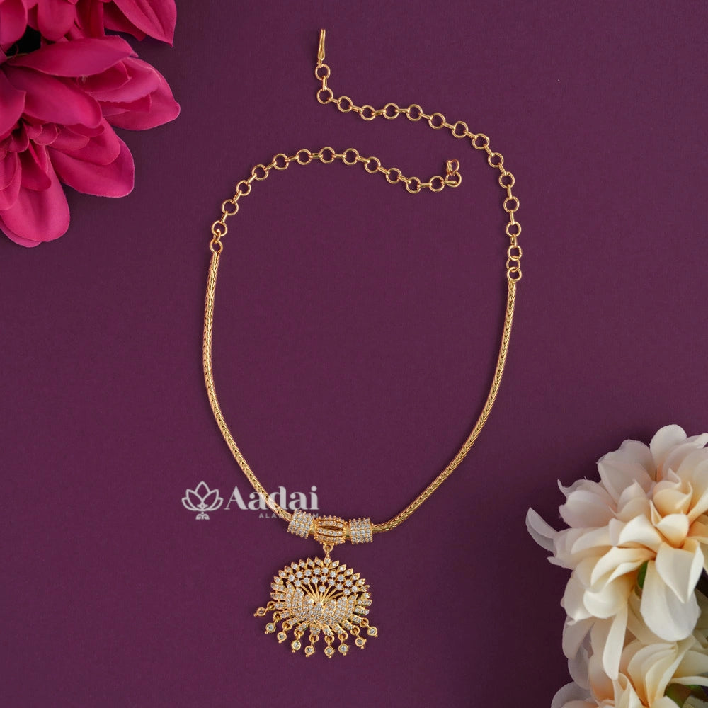 Elegant Lotus Attigai