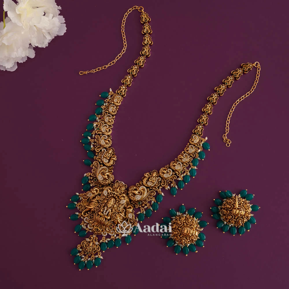 Stunning 2D Nagas Lakshmi Haram with Green Beads
