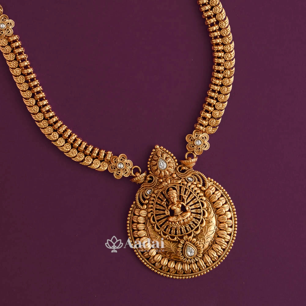 Luxuriant Lakshmi Haram - White