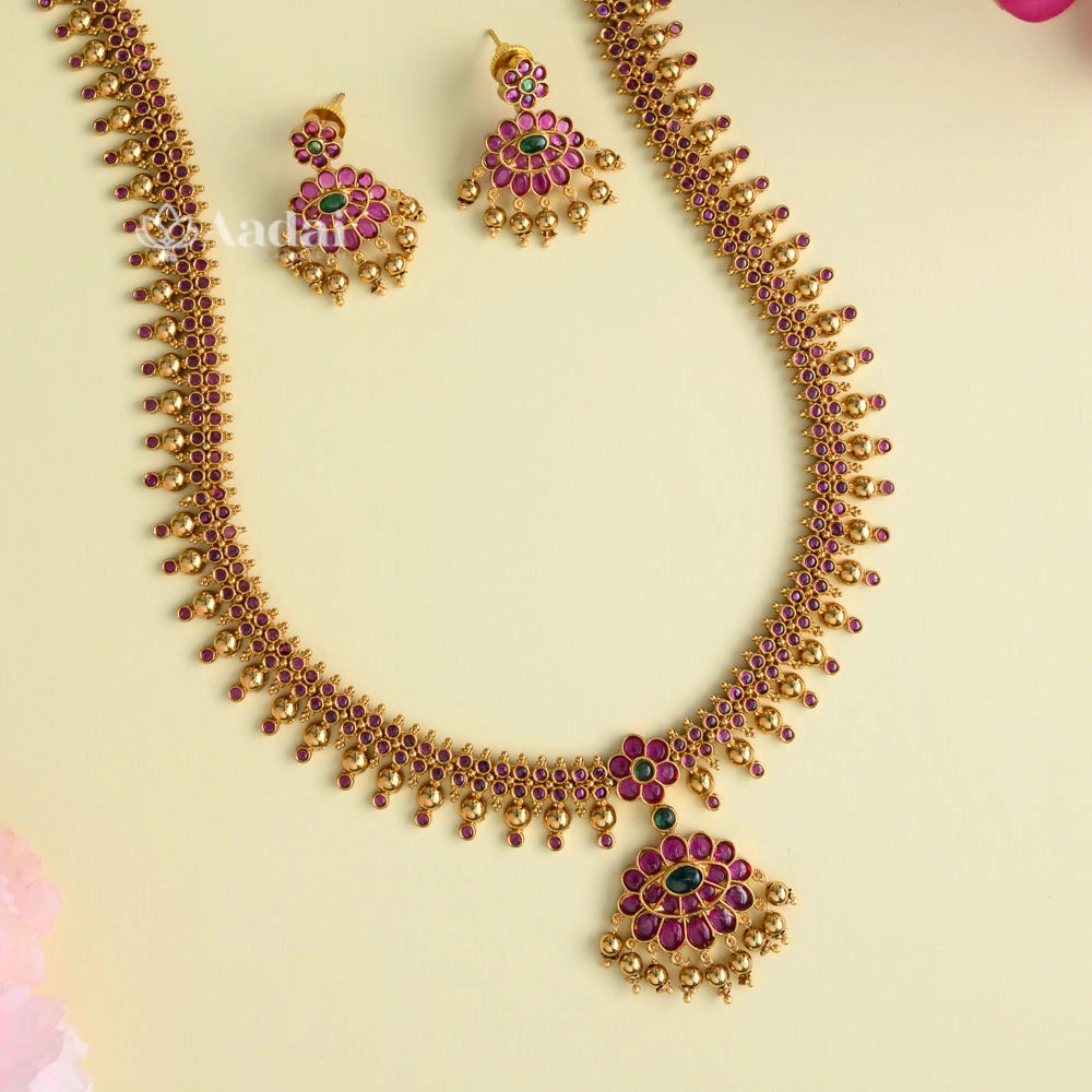 Simple Elegant Kemp Floral Haram
