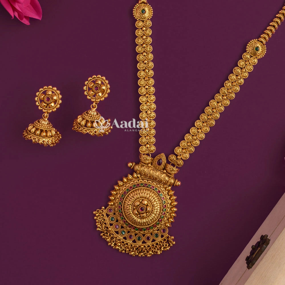 Round Chakara Kemp Antique Haram