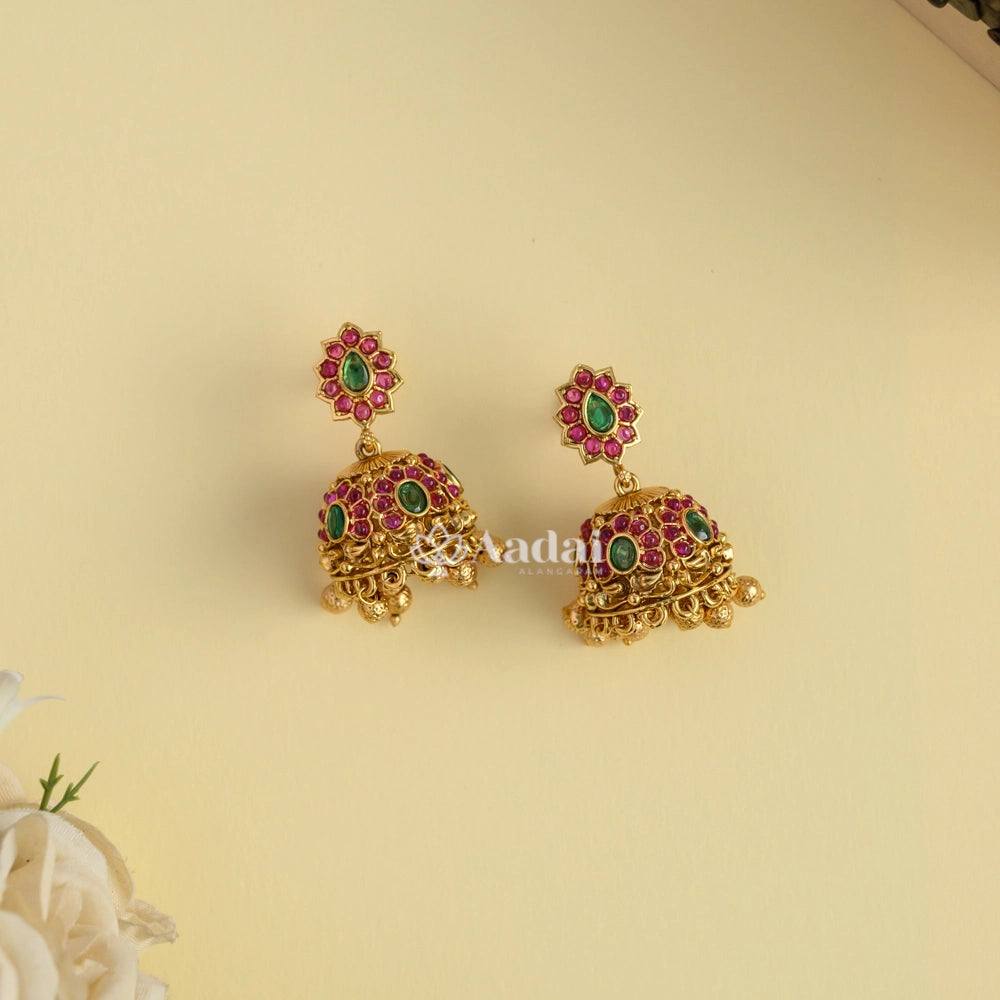 Gazania Floral Kemp Pendant Antique Mala