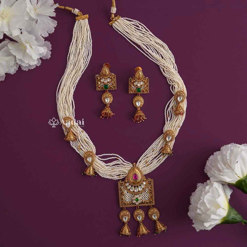 Grandiose Designer Pearl layer chain