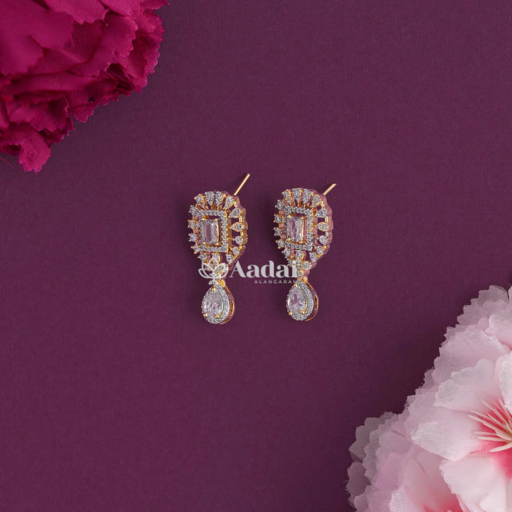 Crimson Floral White Pendant With Italian String