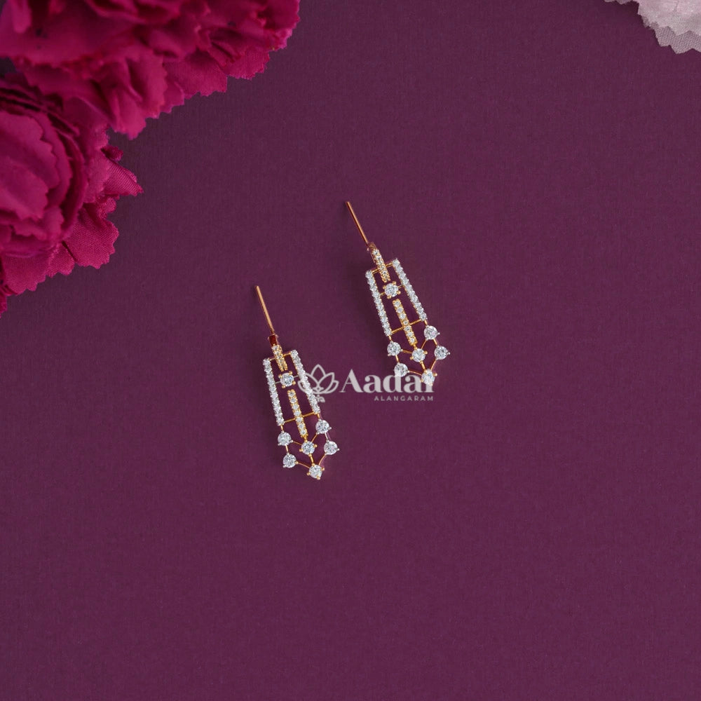 Unsullied Pendant With Itialian String