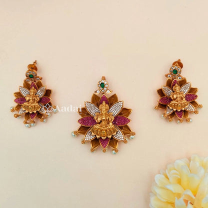 Floral Lakshmi Pendant Set