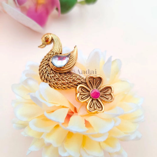 Peacock floral ring