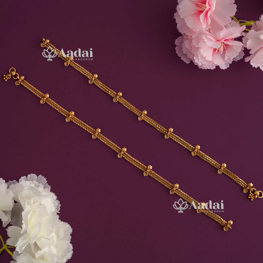 Stunning Gold Look Alike Anklet