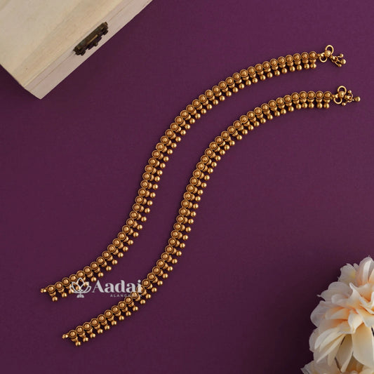 Elegant Antique Gold Look Alike Anklet