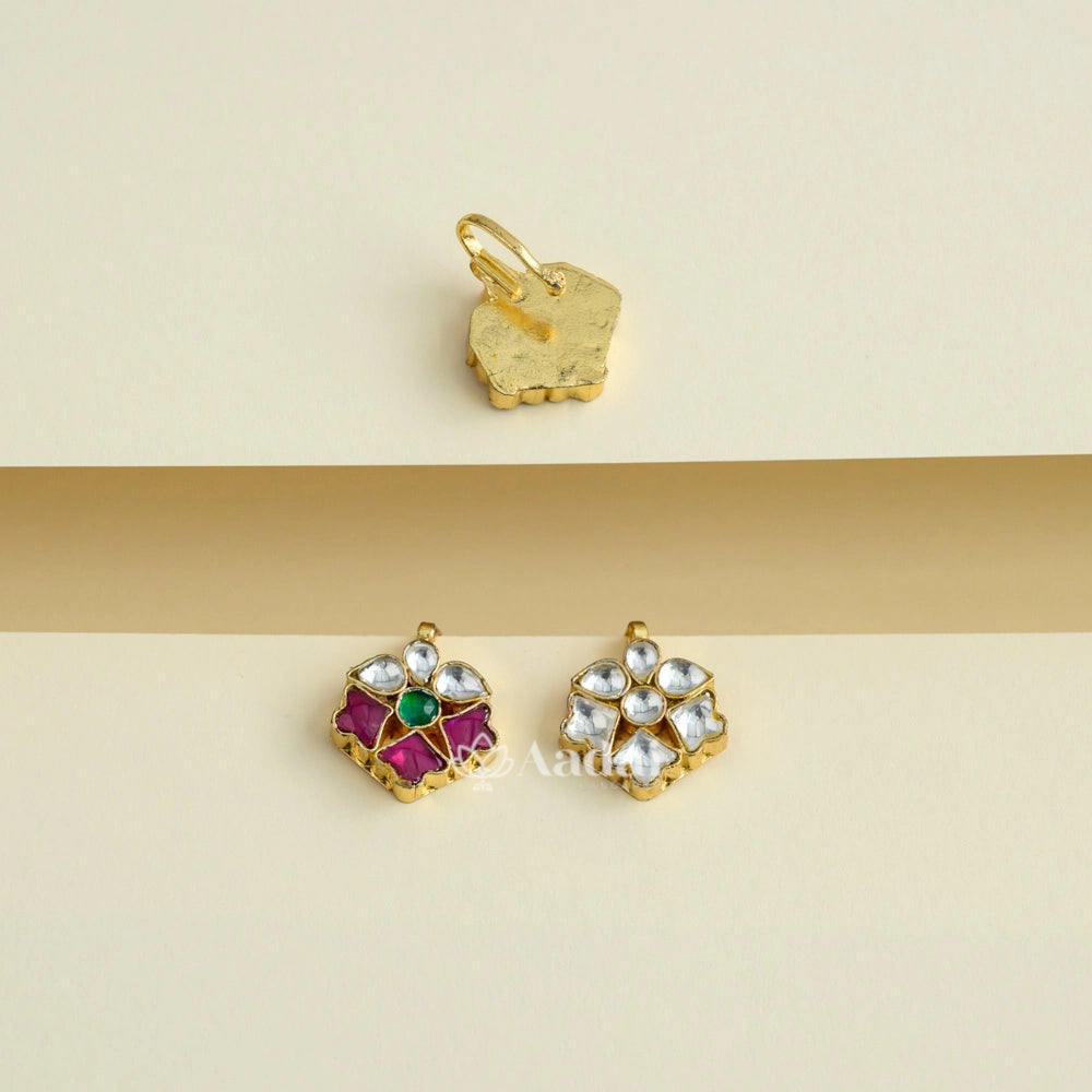 Kundan Floral Nose Pin