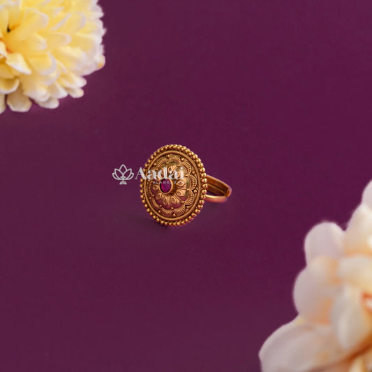 Beautiful Floral Adjustable Finger Ring
