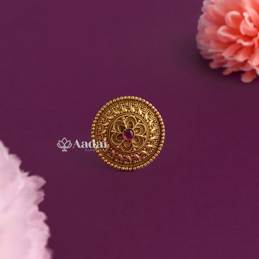 Gorgeous Floral Finger Ring