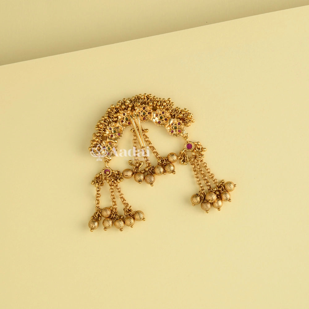 Demure Dangling Hair Billai