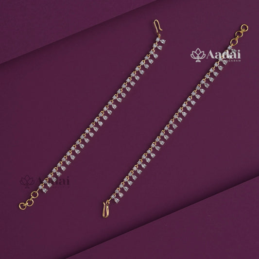 Sparlking GJ Polish Ear Chain