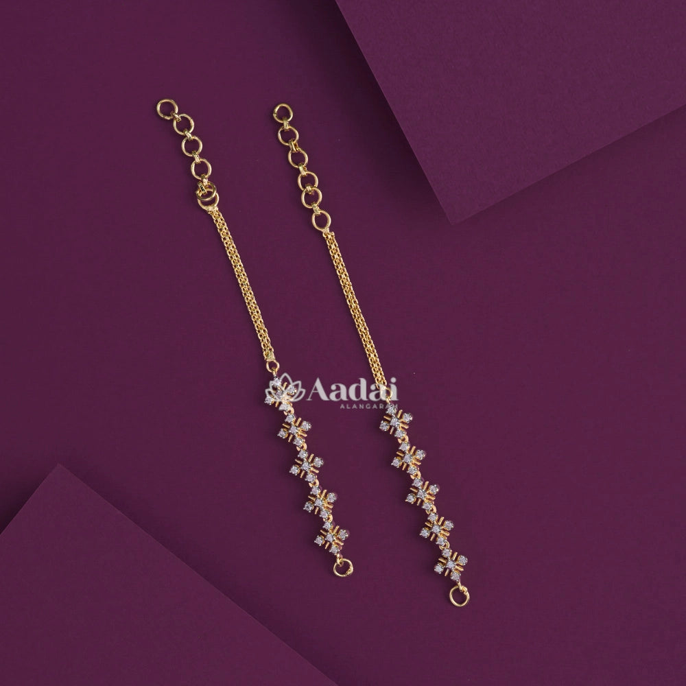 Stunning Classic Ear Chain / Mattal