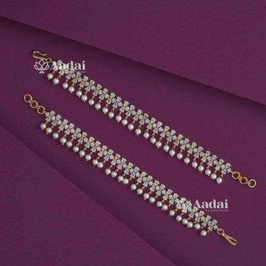 Lissone Pearl Drop GJ Mattal