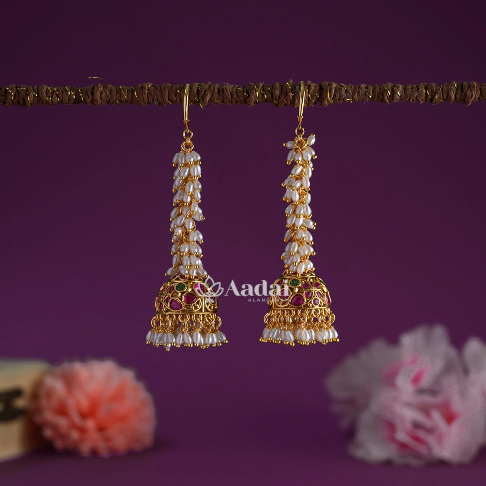 Candescent Cluster Pearl Jhumka