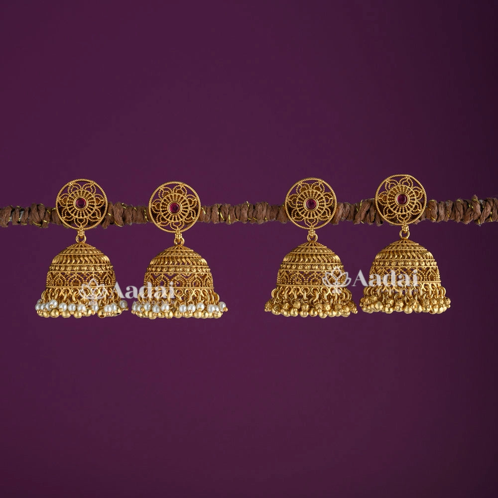 Alluring Non Idol Jhumka