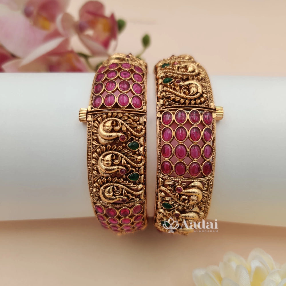 Beautiful Design Kada Bangles