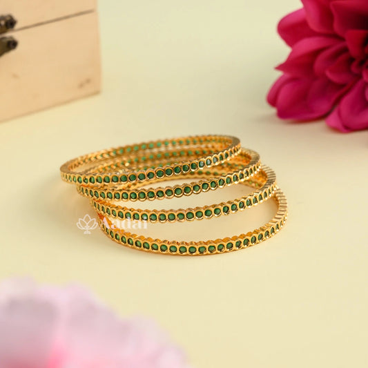 Simple stone bangle - Green