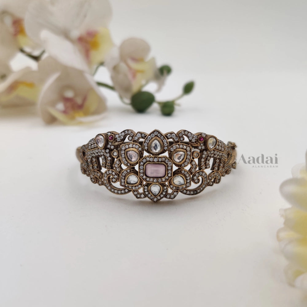 Victorian bracelet - Pink