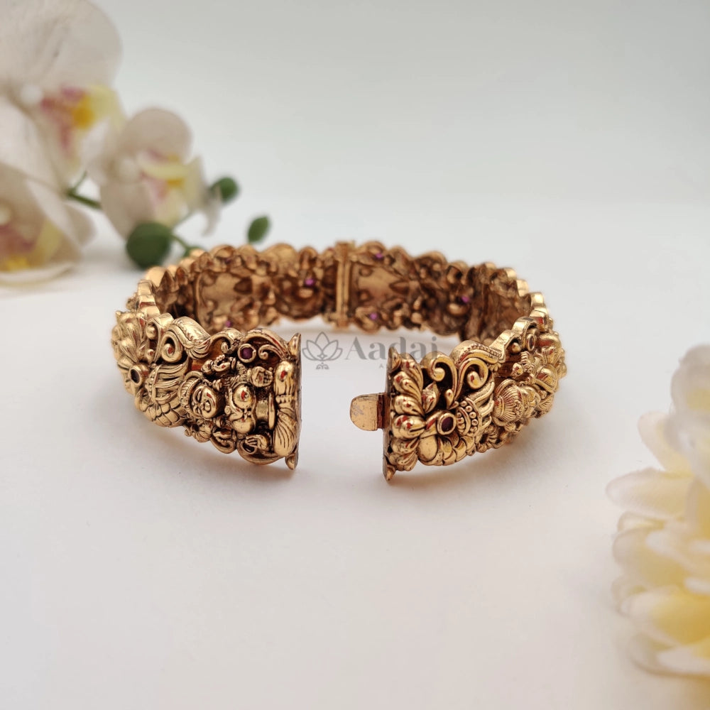 Lakshmi nakshi kada bracelet