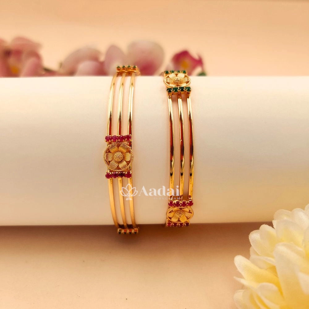 Stylish Light Weight Bangle