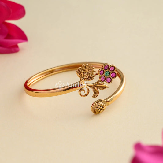 Floral Gold Look Alike Bracelet