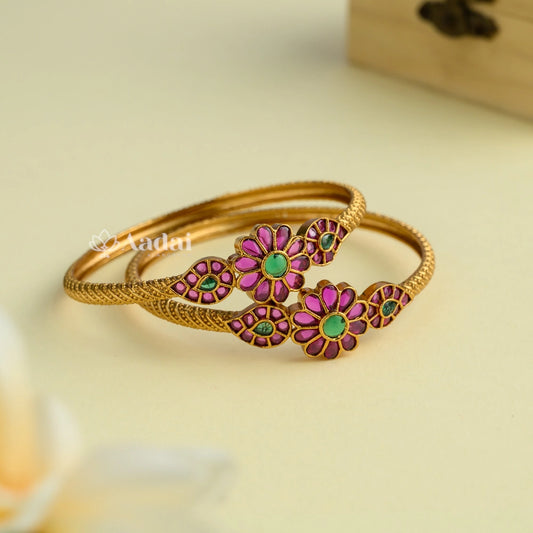 Fleek Floral Bangle - Ruby