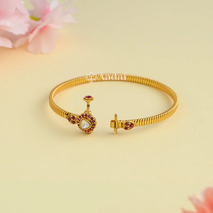 Coltish Single Bangle / Bracelet