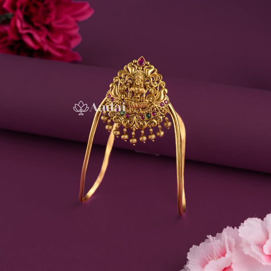Imposing Lakshmi Vanki / Bajuband