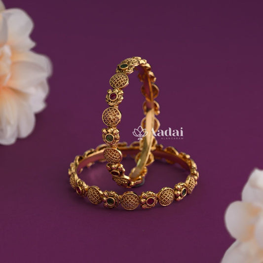 Perching Floral Antique Kids Bangle 