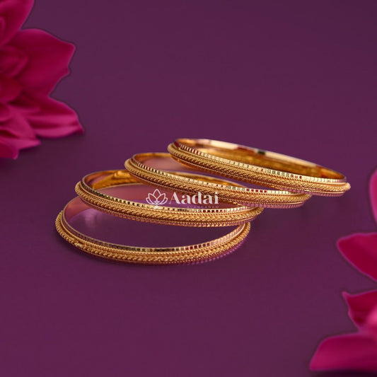 Minimalist Micro Plating Set Bangle