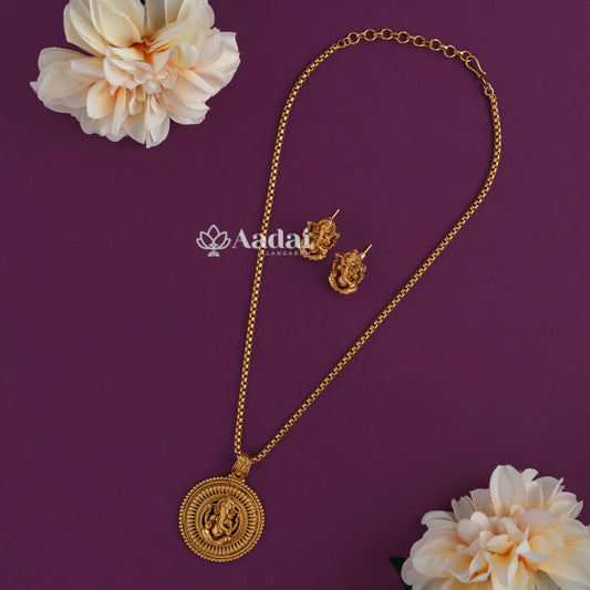 Exuberant Vinayagar Pendant Chain 