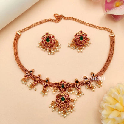 Floral Design Necklace