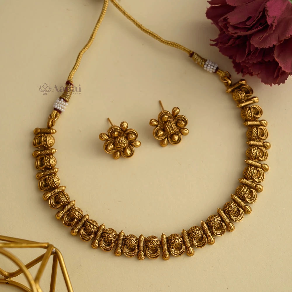 Intricately designed antique Necklace